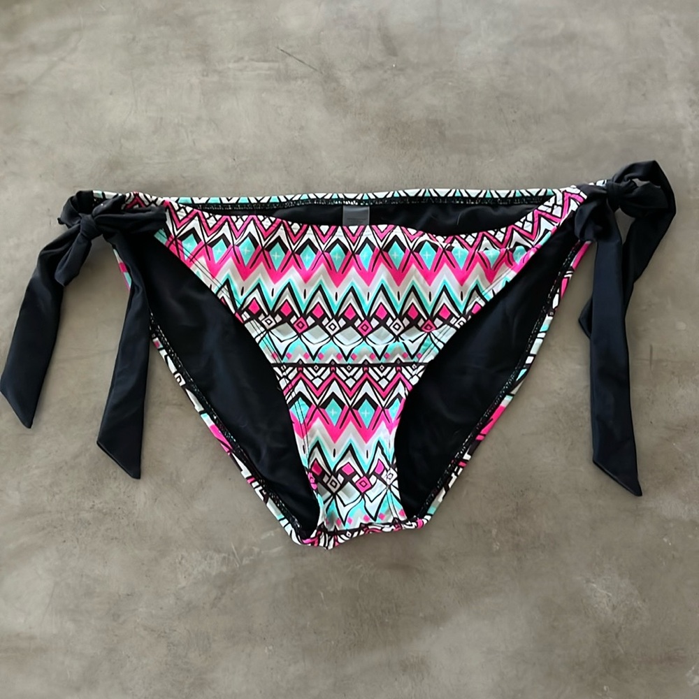 Women’s Swim Bikini Tie Bottom Size XXL, Geometric Bright Design